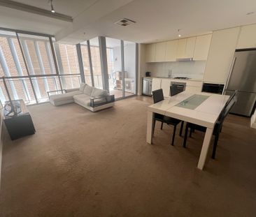 Furnished Two Bedroom Two Bathroom Apartment - Photo 2