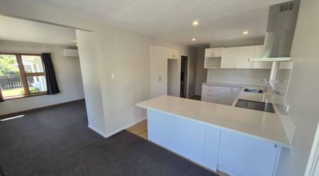 Nestle in for Christmas - Photo 4