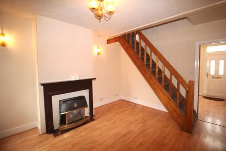 2 bedroom terraced house to rent - Photo 3