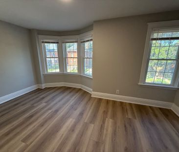 For Lease - 203 Fairleigh Avenue, Hamilton, Ontario - Photo 4