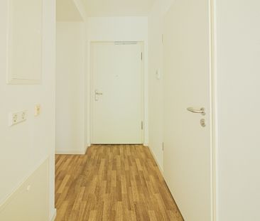 Gemütliche Seniorenwohnung mit WEST Balkon, EBK und Fußbodenheizung. - Foto 1