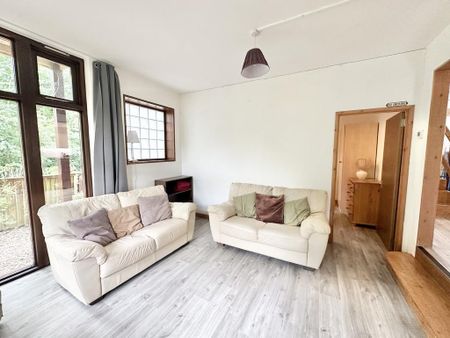 6 bedroom chalet to rent - Photo 2