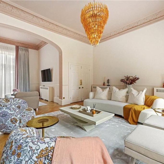 6 bedroom terraced house to rent - Photo 1