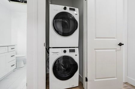 For Lease - 67 Oakmount Road Unit# 3, Toronto, Ontario - Photo 2