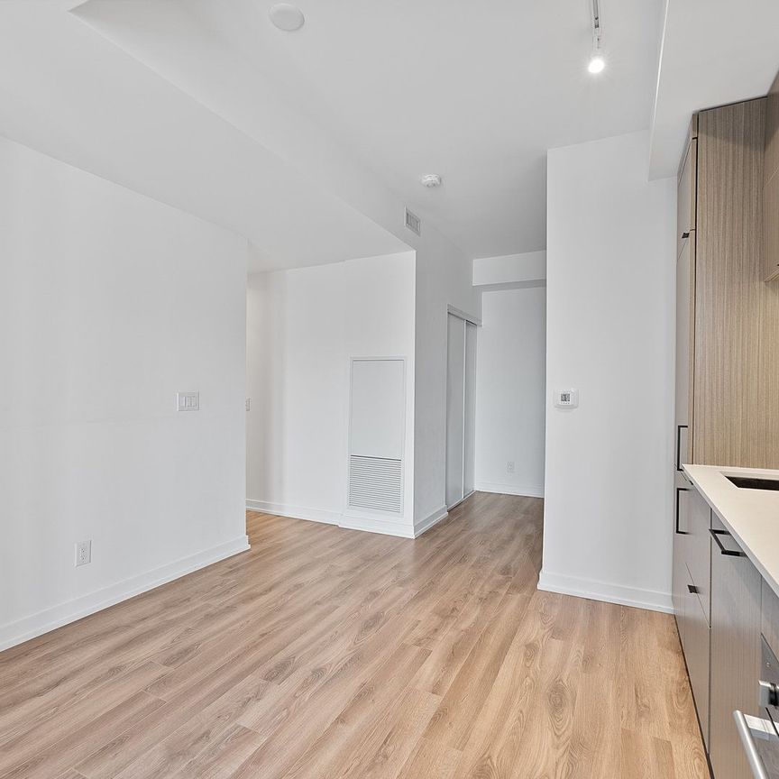 For Lease - 20 Edward Street Unit# 1019, Toronto, Ontario - Photo 1