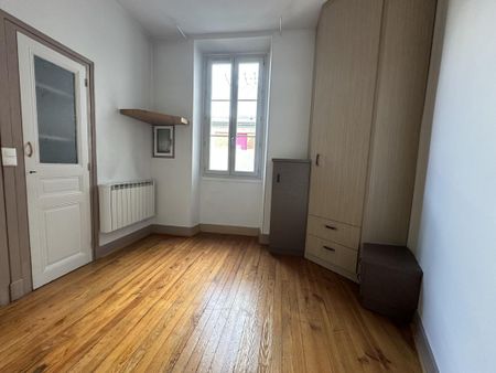 Location Appartement 3 pièces 61m² CHAMBERY 73000 - Photo 3