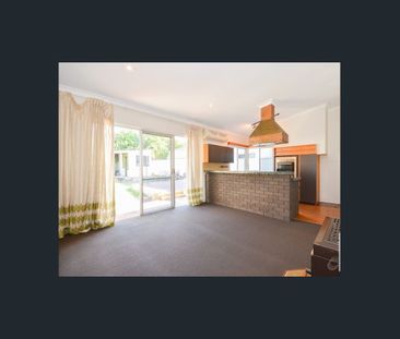 Fantastic Location! South Perth Character Home - Photo 4