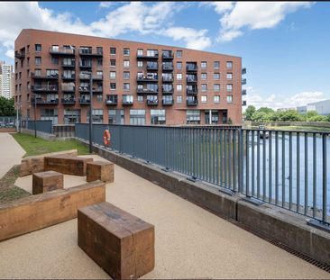 Skyline Apartments, London, E3 - Photo 2