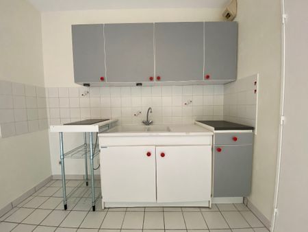 Location Appartement 2 pièces 45m² BESANCON 25000 - Photo 4