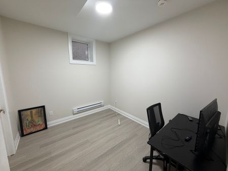 For Lease - 7 SUTTONRAIL Way, Whitchurch-Stouffville, Ontario - Photo 5