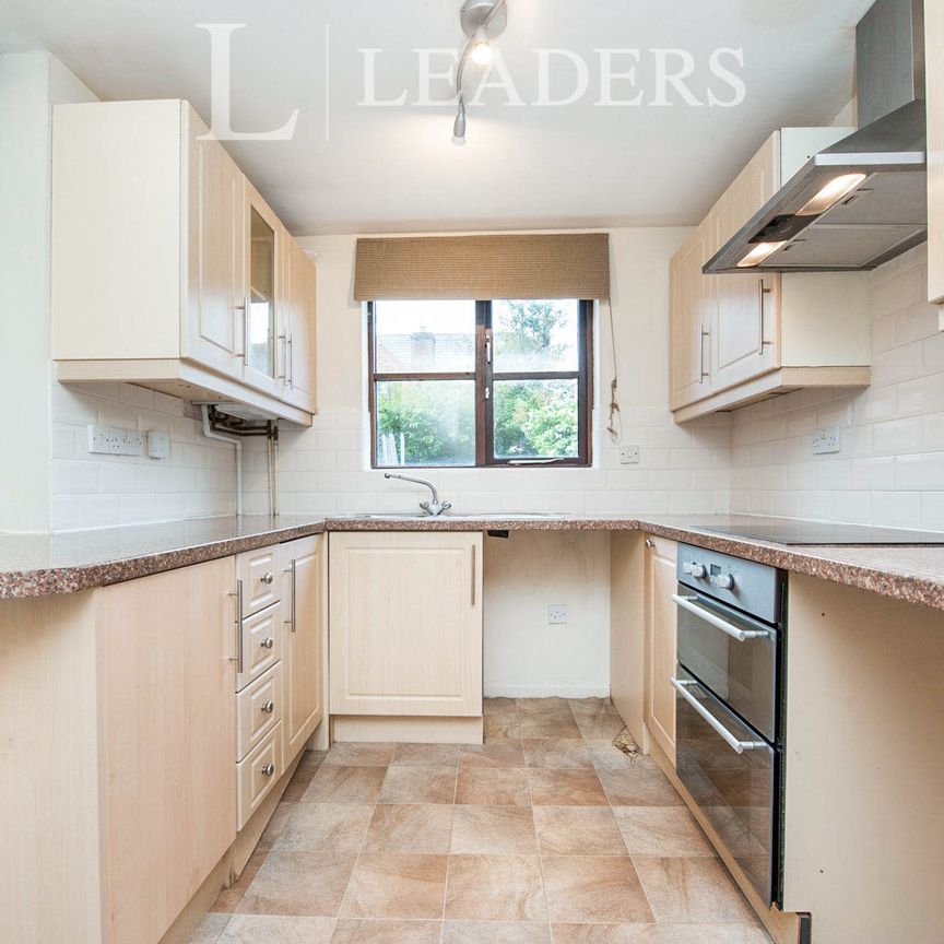 2 bedroom house to rent Haycroft Close, Bishops Cleeve, Cheltenham, GL52 - Photo 1