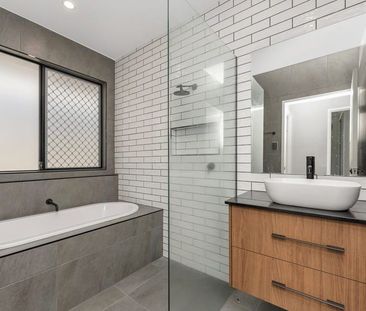 Modern Family Home in Sought After Burdell! - Photo 5