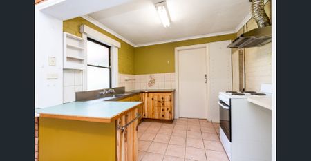 HOSPITAL PRECINCT - 6 MONTH LEASE ONLY - Photo 5