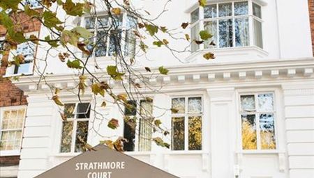 Five Bedroom Flat to rent in London - Photo 5