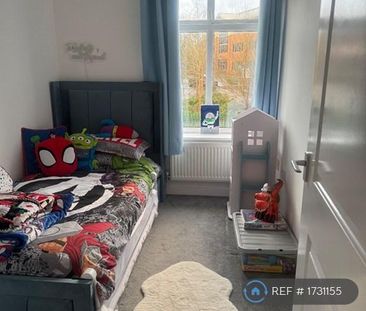 2 bedroom flat to rent - Photo 3