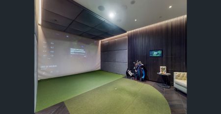 Saint Moritz – Where Luxury Meets the Shoreline. Rare opportunity to secure a furnished two bedroom. - Photo 5