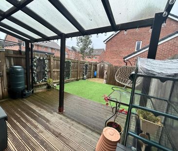 2 bedroom semi-detached house to rent - Photo 4