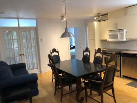 2815 Boul. Édouard Montpetit, Montréal (Côte-des-Neiges, QC H3T - Photo 2