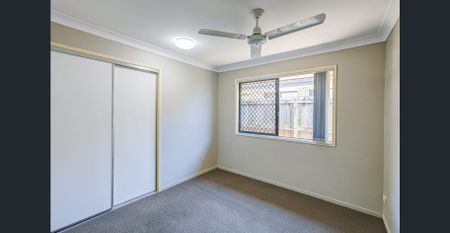 4 Bedroom Family Home! - Photo 4