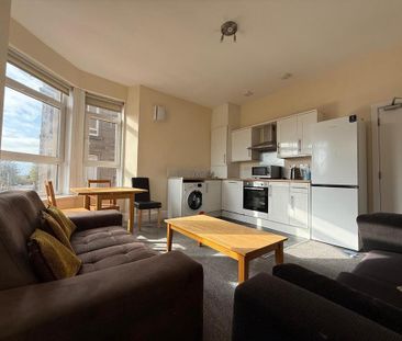 3 bedroom house of multiple occupation to rent - Photo 2