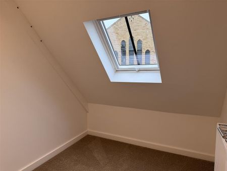 2 bedroom maisonette to rent - Photo 3