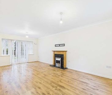 Walton Way, Brandon, IP27 - Photo 2