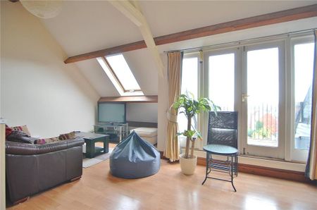 2 bedroom apartment to rent - Photo 2