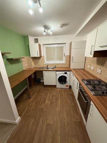 3 bedroom flat to rent - Photo 5
