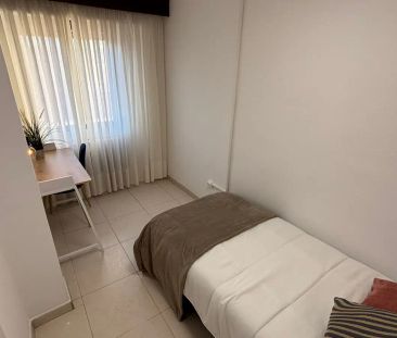 Room in a shared 9-bedroom apartment for rent in Palos de Moguer - Foto 4