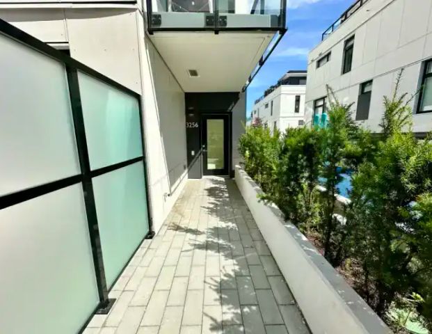 (DPMonline.ca) Brand New Air-Conditioned w/ Flex Space | 3256 Vanness Avenue, Vancouver - Photo 1