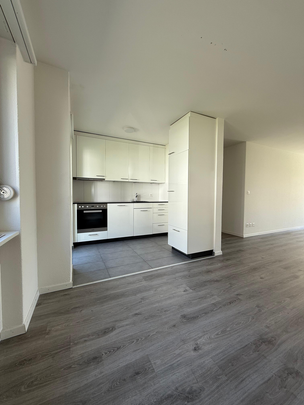 Helle 3.5-Zimmerwohnung im 2. Stock - Photo 1