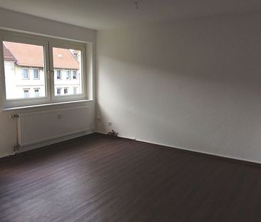 + 1 Zimmer mit modernisiertem Badezimmer + - Photo 1