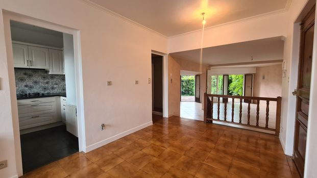 Location Appartement 4 pièces 108m² BEAUNE 21200 - Photo 1