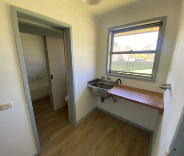 16 Village Drive, Hampton Park VIC - Photo 1