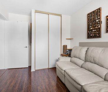 For Lease - 260 Brittany Drive Unit# 103, Manor Park - Cardinal Gle... - Photo 1