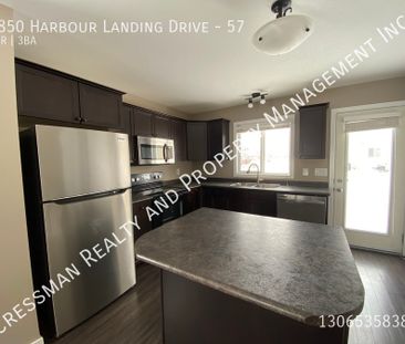 3 bed, 1 bath townhouse harbour landing - Photo 2