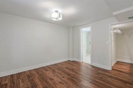 For Lease - 691 Shanahan Boulevard Unit# Lower, Newmarket, Ontario - Photo 4