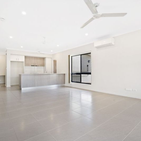 28 Bullita Street, - Photo 1