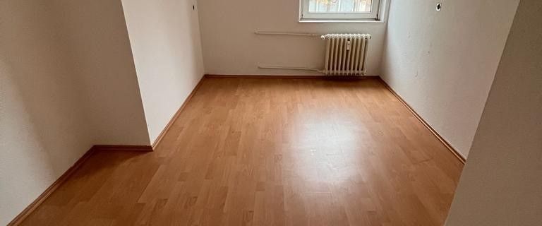 Sehr schöne 3 Zimmer-Wohnung mit Balkon und innen liegendem Wannenbad in EssenWest/Frohnhausen - Photo 1