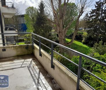 Location Appartement 2 pièces 46m² BEUVRAGES 59192 - Photo 3