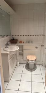 Room in a Shared Flat, Prime Meridian Walk, E14 - Photo 4