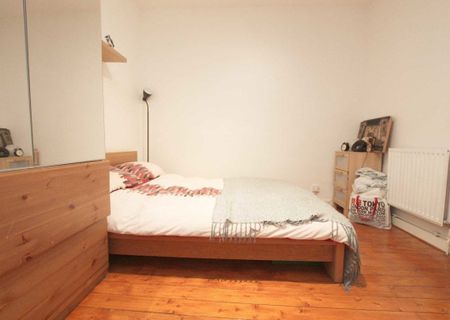 Tooley Street - Photo 2