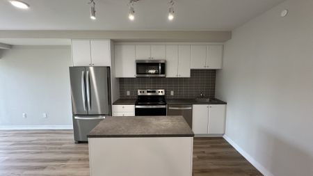 For Lease - 50 Herrick Avenue Unit# 220, St. Catharines, Ontario - Photo 2