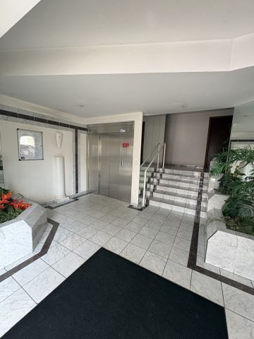 Location Appartement 4 pièces 90m² STRASBOURG 67000 - Photo 4