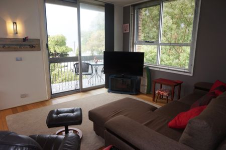 Fully Furnished, Ready to move in! - Photo 4