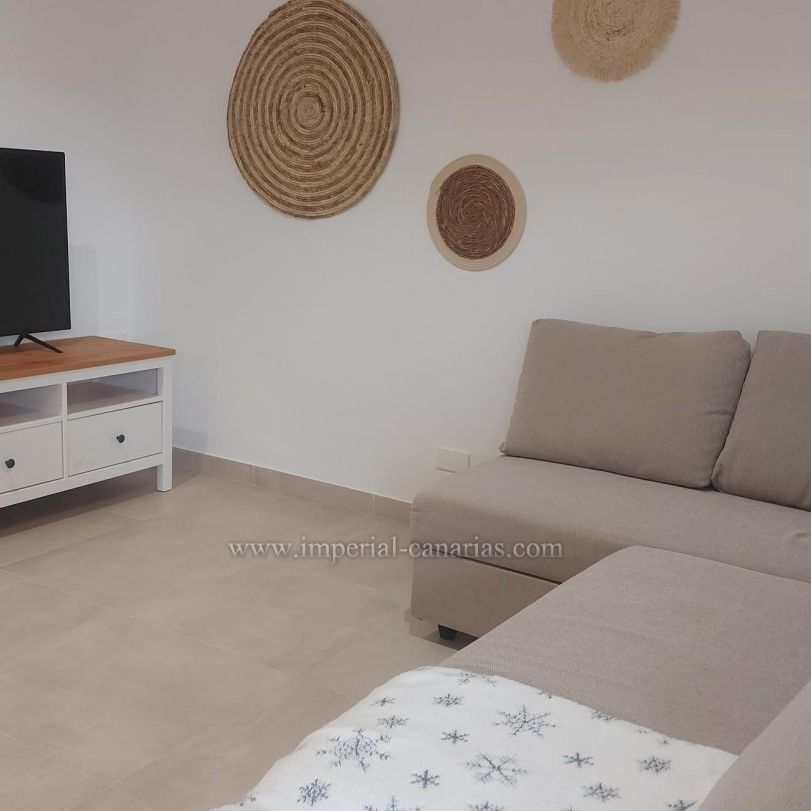 Precioso piso de reciente reforma de dos dormitorios en complejo con preciosos jardines tropicales y piscina climatizada en La Paz de Puerto de la Cruz - Photo 1