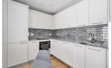 Room in a Shared Flat, Carraway Street, RG1 - Photo 3