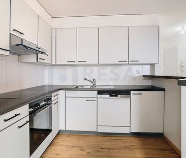 PERLE RARE! 2½ pièces avec terrasse au coeur de la ville - Photo 2