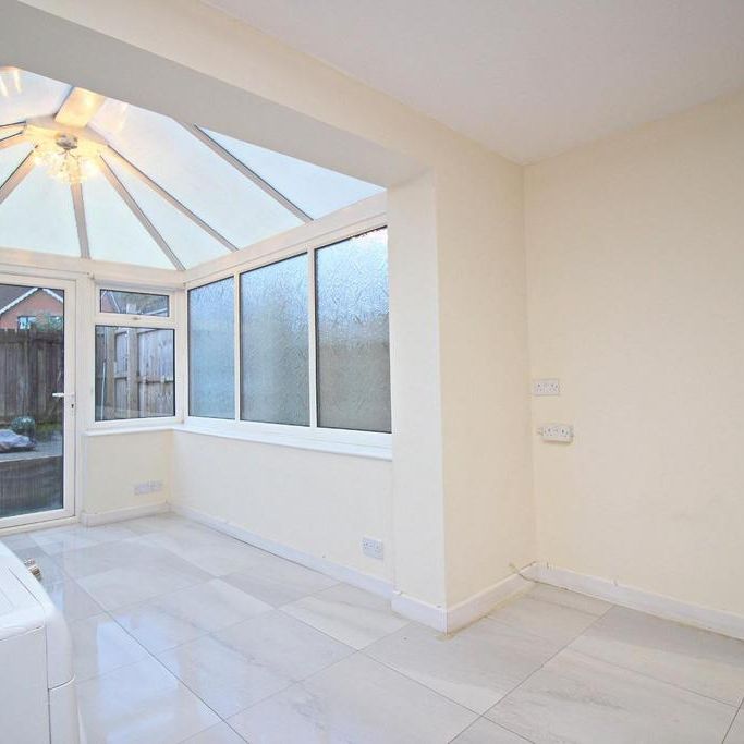 2 bedroom terraced house to rent - Photo 1