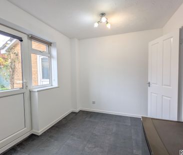 3 bed Semi-detached in Linden Drive Bristol, Bradley Stoke, Bristol... - Photo 4